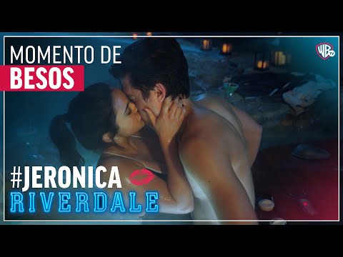 #Riverdale Temporada 2 | Episodio 14: ¡Beso entre Jughead y Veronica!