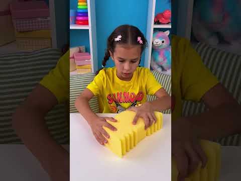 🍭CAN CANDY TEACH COLORS? Yes — with a SWEET MOTOR SKILL GAME! 🌈 #shorts #learning