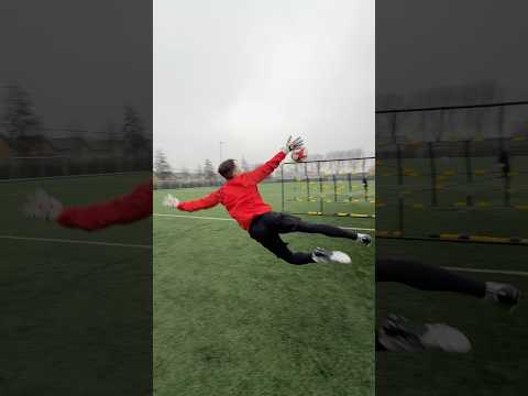 CRAZY REACTION TRAINING ⚡️ #goalkeeper #goalkeepertraining