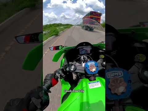 Intolerancia en KAWASAKI NINJA #automobile #motos  #humor #ninja H2r #kawasaki