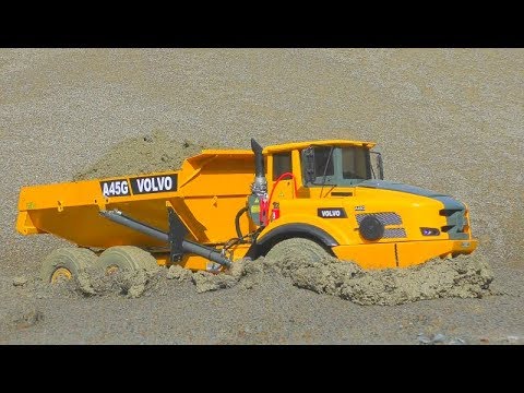 RC VOLVO IN THE MUD! HEAVY AND STRONG VOLVO A45G WORK IN THE SLUSH! FANTASTIC RC MACHINES WORK HEAVY