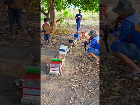Ultimate RC Truck Battle–Who Can Handle the Load? #shortvideo #automobile #rctoys #rc #construction