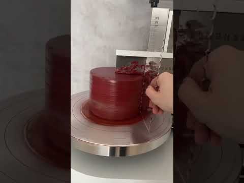 Vous pensez quoi du rendu ? #birthdaycake #layercake #smbc #cakedesign