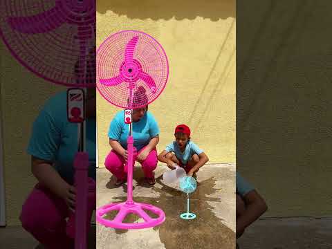 Giant fan 😱😬😂 #music #funny #viralvideo