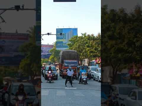 Traffic dancer | buttabomma | Allu Arjun | Pooja hegde | Armaan Malik | biker | subodh londhe | love
