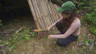 Full 3 Day Survives alone in the forest- Bushcraft Trip - Building Warm Bushcraft Survival Shelter