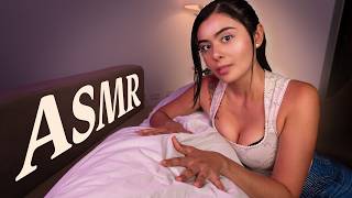 Vecina te hace un masaje cremoso.../ ASMR Roleplay