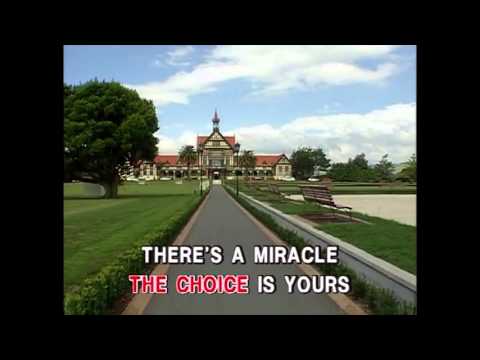 Miracle – Whitney Houston (Karaoke Cover)