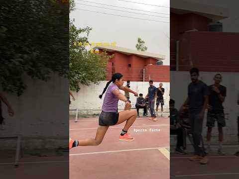 ये तो हवा से बातें कर रही है 😱 triple jump #shortvideo #athlete #jump