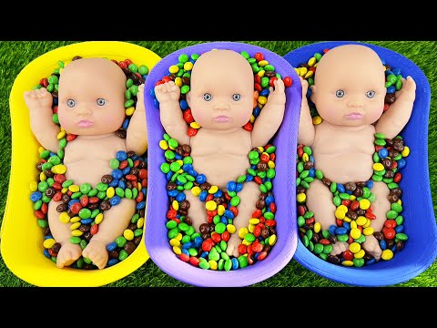 2 Minutes Satisfying with ASMR Mixing Candy & Funny Make Up in Three Bathtubs with M&M's Slime Video