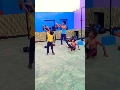 वीडियो लास्ट तक देखना 🤣🤣 #viral #fitcomedy #danceworkout