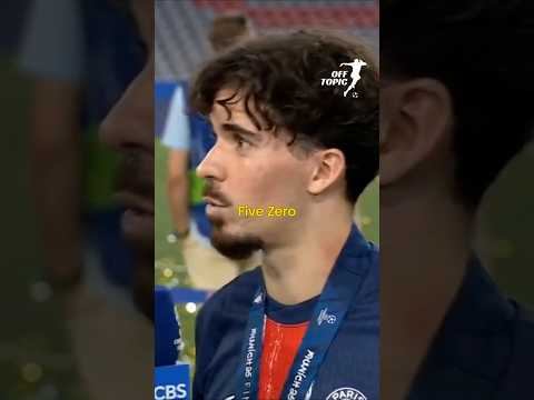 Carragher: "You're The BEST Midfielder In The World" 👀👀🤯