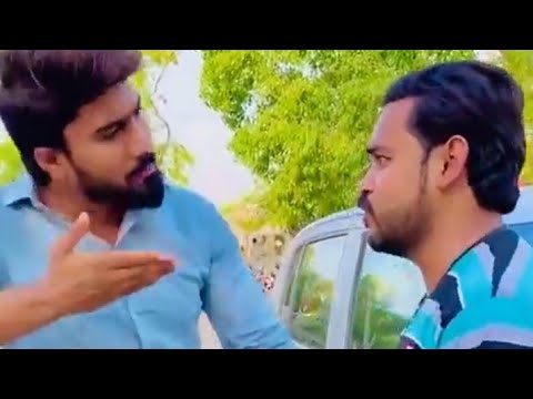 Chalak insane un logon ko kease dhoka deten hen