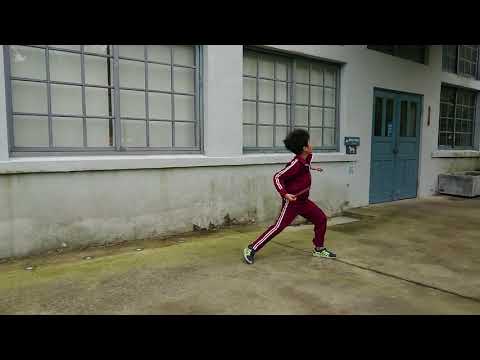 2017.11.24 yellow恩-即興表演舞劍 - YouTube