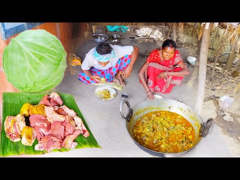 Cabbage Chicken Liver Curry cooking and eating by santali tribe old couple