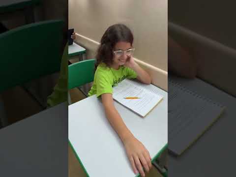 Quantos pontos faltam pra passar de ano? 😱😱 #escola #professora #humor