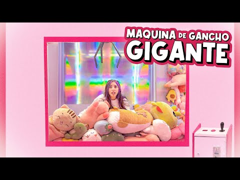 ATRAPADA EN UNA MÁQUINA DE GANCHO GIGANTE!