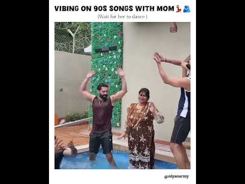 Mummy Rocks 🤣❤️ @fokats174 #dance #mummy #youtubeshorts #trending #ytshortsindia #fyp