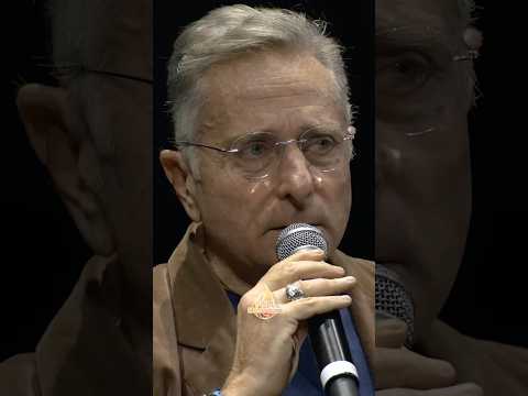 Dimostra l'amore che provi.🎙️: Paolo Bonolis