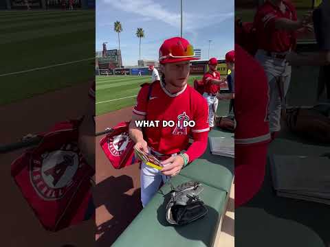 Gavin meeting Brett Phillips and giving him a Glove Wrap™. Thanks Brett! #angels #baseball #mlb