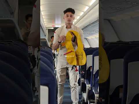 Safety Demonstration Pramugara Ganteng Super Air Jet Mas Lutfi Fernanda Pesawat Airbus A320-200