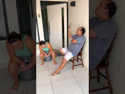 Ela quer saber onde foi parar o dinheiro.