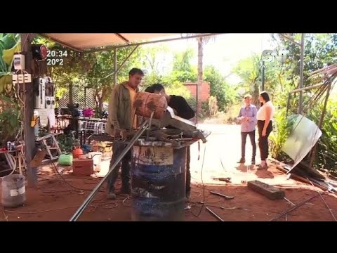 Joven luqueño sorprende con su invento: Un chancho retráctil