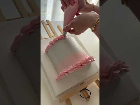 Moitié prix - moitié gâteau 🐀 #cakedesign #cake #layercake #birthdaycake