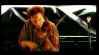 Yann Tiersen LIVE on violin