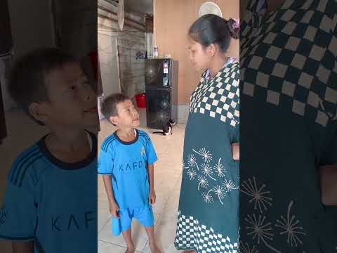 Ngapain  kamu keluar lewat jendela #shorts