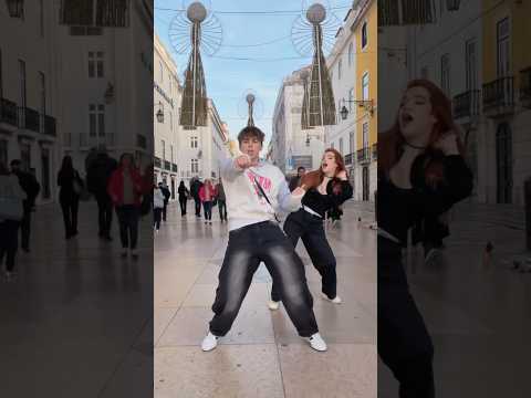 Oruam, Didi - Rolê na Favela de Nave (Dancinha TikTok) Alex ft @OEstranhoMundodeJessy  #Shorts