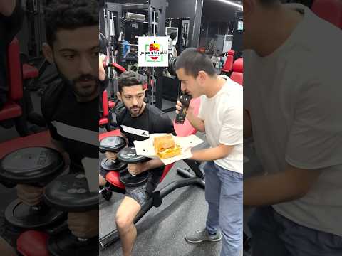 تخرب الدايت عشان شاورما وصوص #رحموني #الطعم_يفوز #شاورما_وصوص
