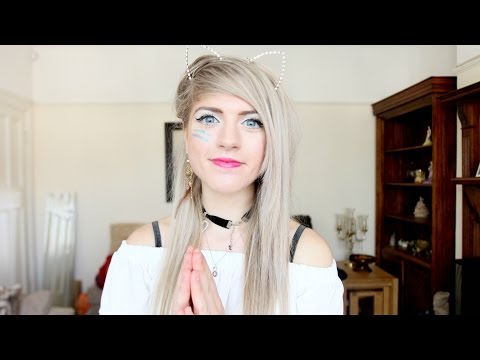 Makeup Brushes & How girls Get Ready
