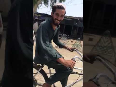 سولر موٹر سائیکل کے بعد پیش ھے انجن والی سائیکل پاکستانی جگاڑ  ✌✌💯💯 #youtubeshorts
