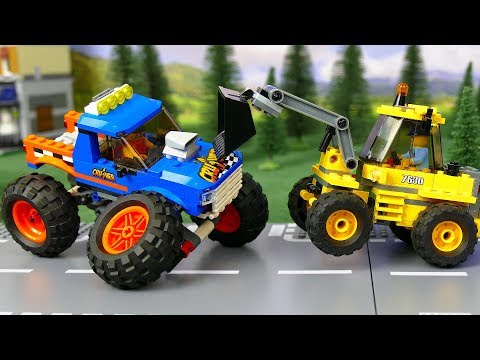 LEGO Police Car vs Tractor