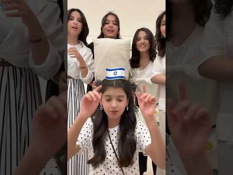تحدي الاعلام مع البنات 🤣🤣