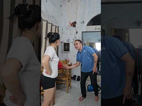 Vợ Làm Mất Mặt Quá