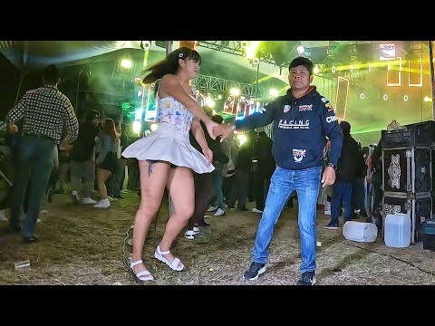 SE LLEVA LA NOCHE // ASI SE LUCIO AL BAILAR LA NUEVA CUMBIA CHOWI (( VERSION 2026 )) CON SIBONEY