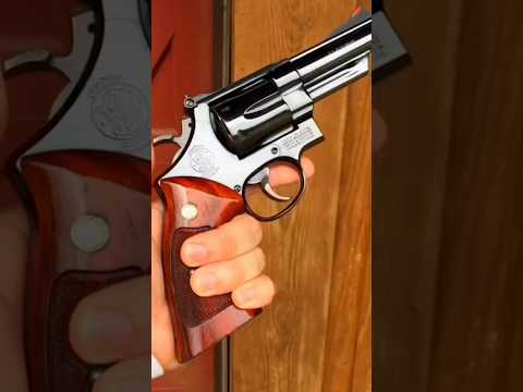El LEGENDARIO Smith & Wesson Modelo 29 | #armas #datoscuriosos