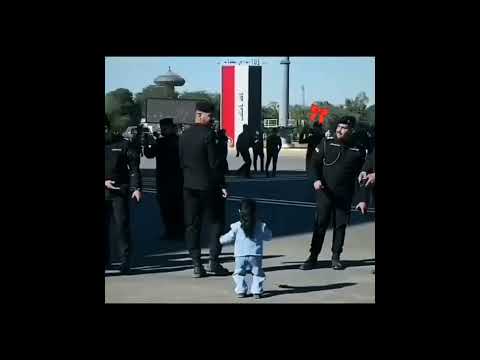 الوحيده الي عرفت وين تميل بخصرها 😂