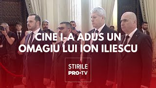 Cine i-a adus un omagiu lui Ion Iliescu. Doi foști președinți au mers să își ia rămas-bun