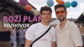 Filip Březina a Václav Matějovský při představení seriálu Boží plán nezapřou svůj komediální talent