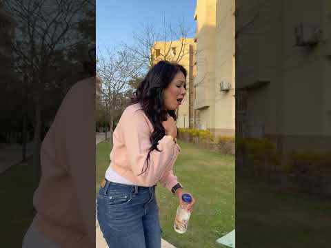 ست غريبه دخلت شخص جوه الدايره لتنقذ حياته 😱😱 #shortvideo #اكسبلور #السعودية #funny #تمثيل#تيك_توك