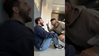 BİRAZ IŞIĞA İHTİYACI VAR GİBİ 😃