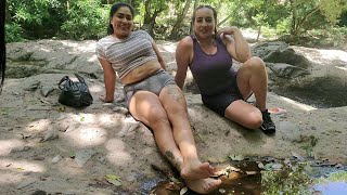 🔴-haciendo planes para un domingo de pícnic 🤣 este lugar está muy bonito y fresco 