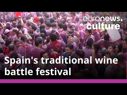 La Batalla del Vino: Spain&#39;s traditional &#39;wine battle&#39; festival makes its return