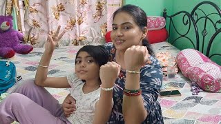 মেয়ে সন্তান বড় হলে মায়ের বন্ধু হয়ে যায়....আমরা দুজন দুজনকে friendship band বাঁধলাম।