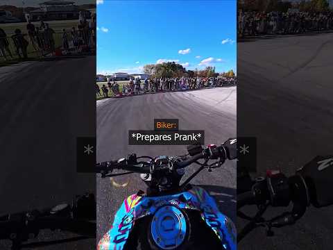 Guy Pranks Girl ๐ฑ Credit @Twinstunts