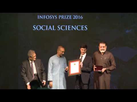 Ethnic -avvJ1ZeAfE and community networks have a deep impact on our lives : Kaushik Basu – Infosys Prize 2016 – Social Sciences