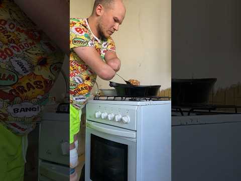 Без рук.Приготовил обед.Игорь Кошкин.Саранск